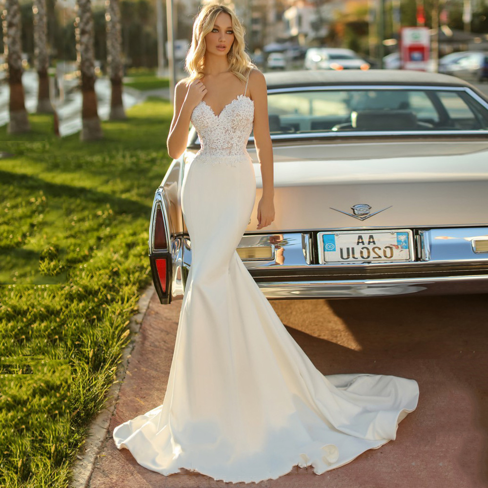 Mermaid Stretch Crepe Applique Spaghetti Straps Sleeveless Court Train Wedding Dress