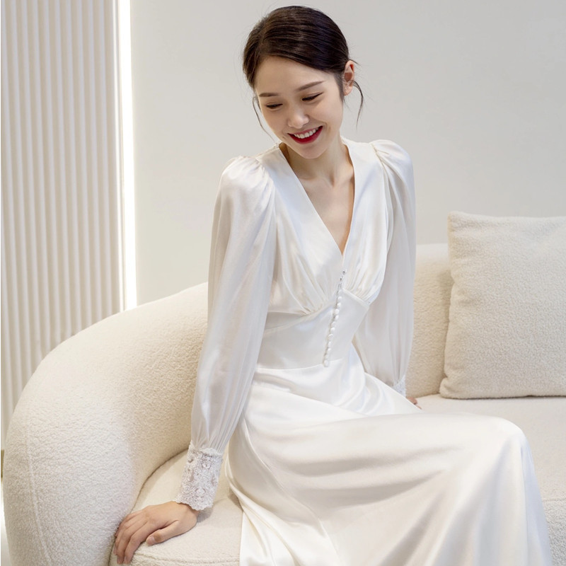 Elegant A-Line Long Sleeve Wedding Dress