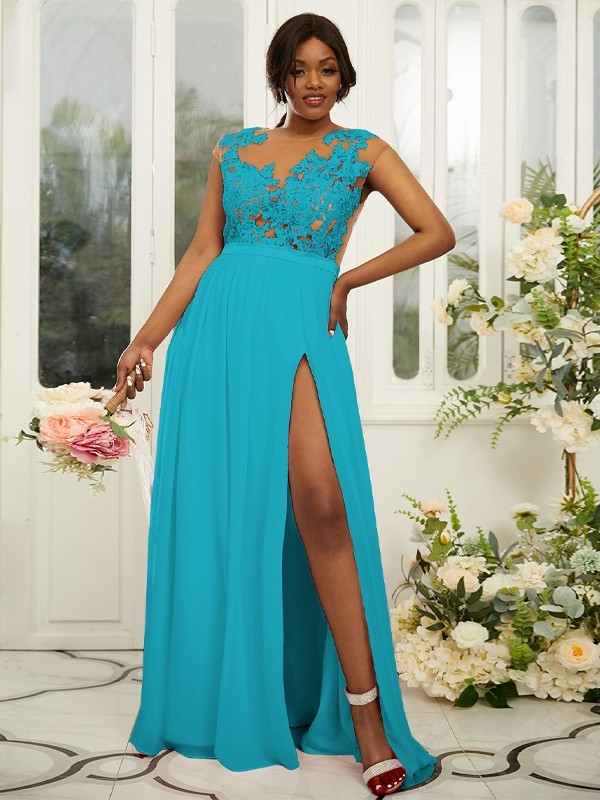 Lace Embroidered Sleeveless Maxi Bridesmaid Slit Dress