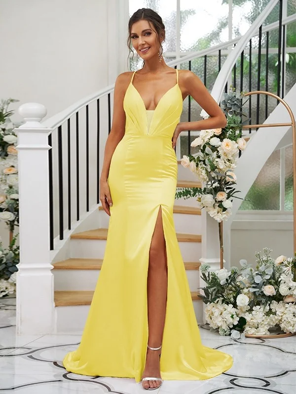 Deep V-Neck Spaghetti Strap Sleeveless Maxi Bridesmaid Dress