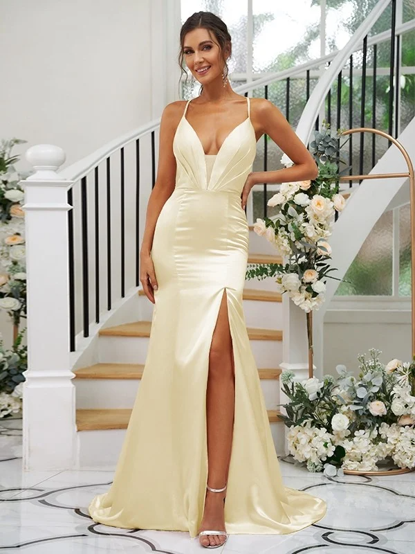 Deep V-Neck Spaghetti Strap Sleeveless Maxi Bridesmaid Dress