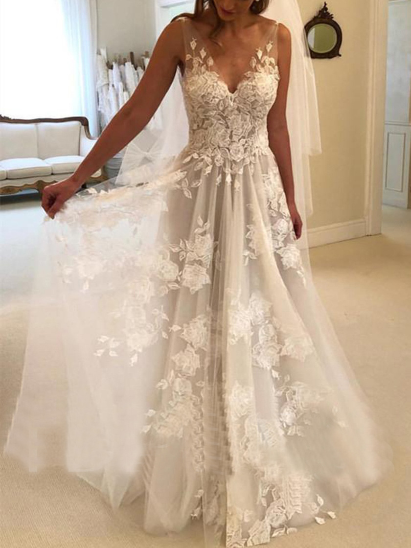 A-line Off-the-Shoulder Appliques Lace Court Train Tulle Wedding Dress