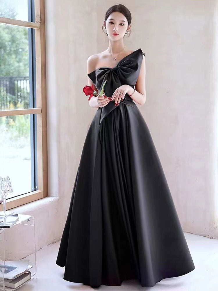 Black Satin One-Shoulder Bow Detailing Floor-Length Prom Dress