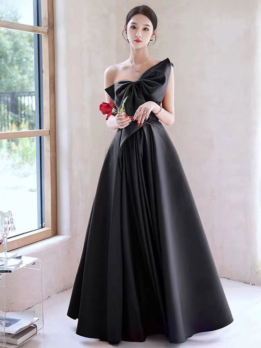 Black Satin One-Shoulder Bow Detailing Floor-Length Prom Dress