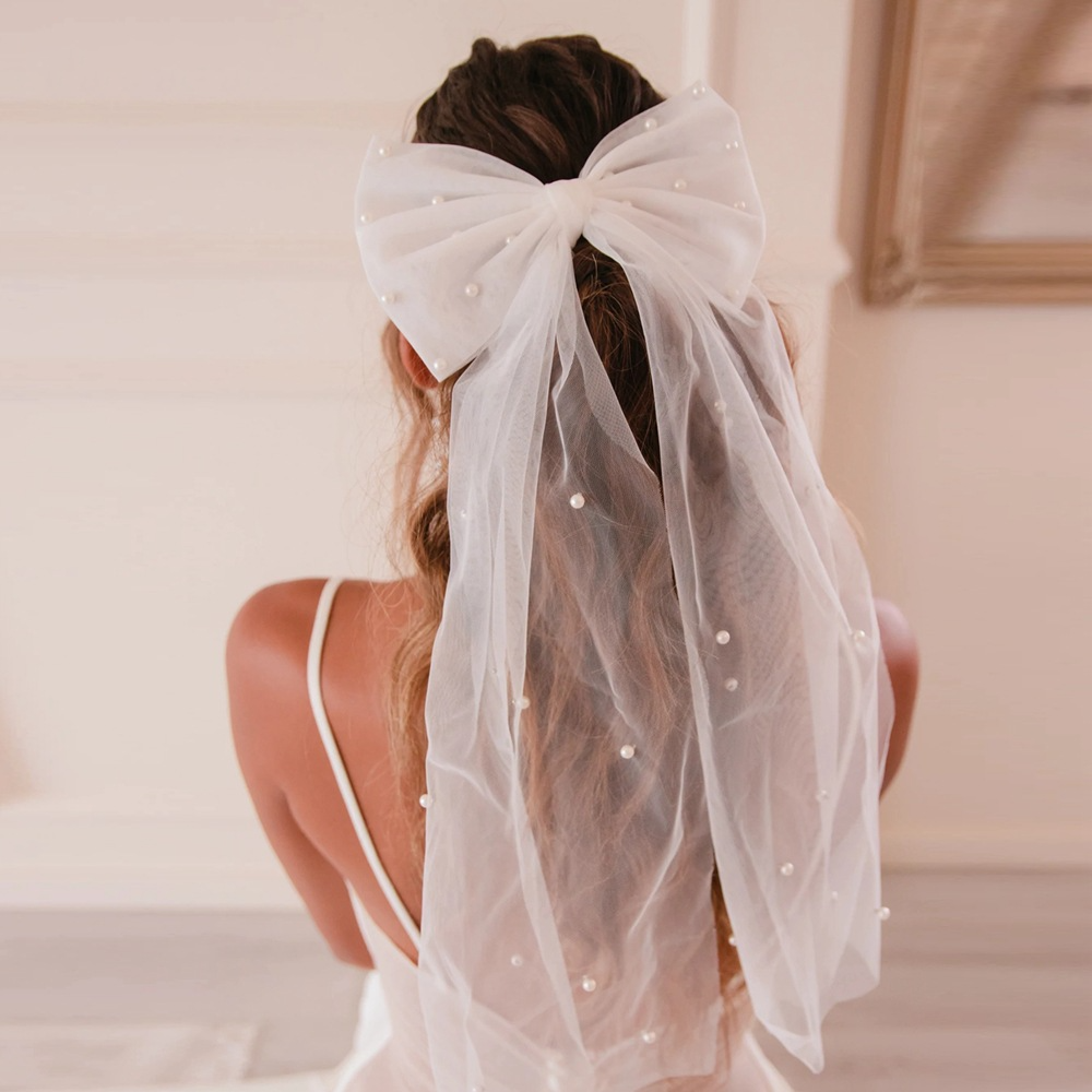 Mesh Pearl Bow Hair Veil