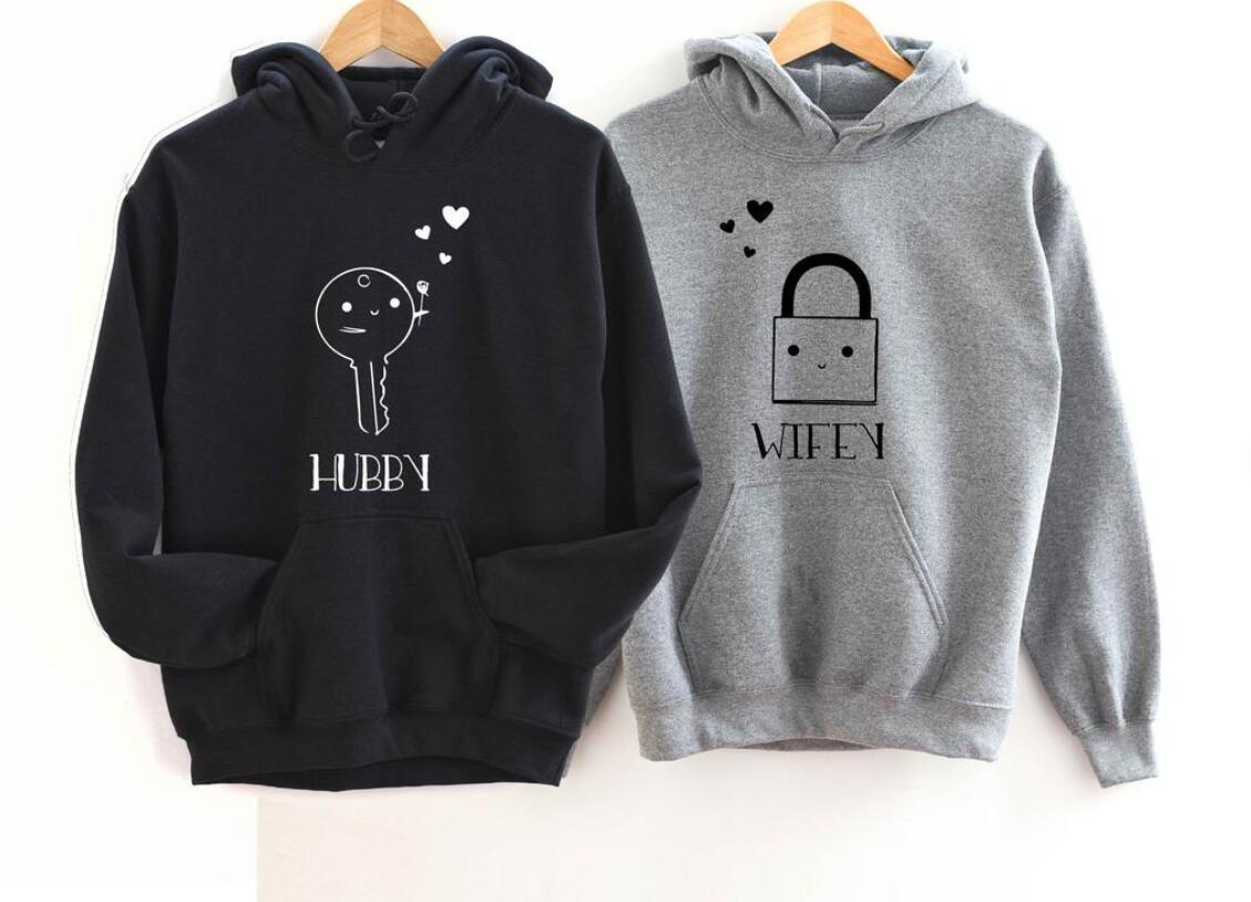 Hubby Wifey Printed Full Sleeves Hoody