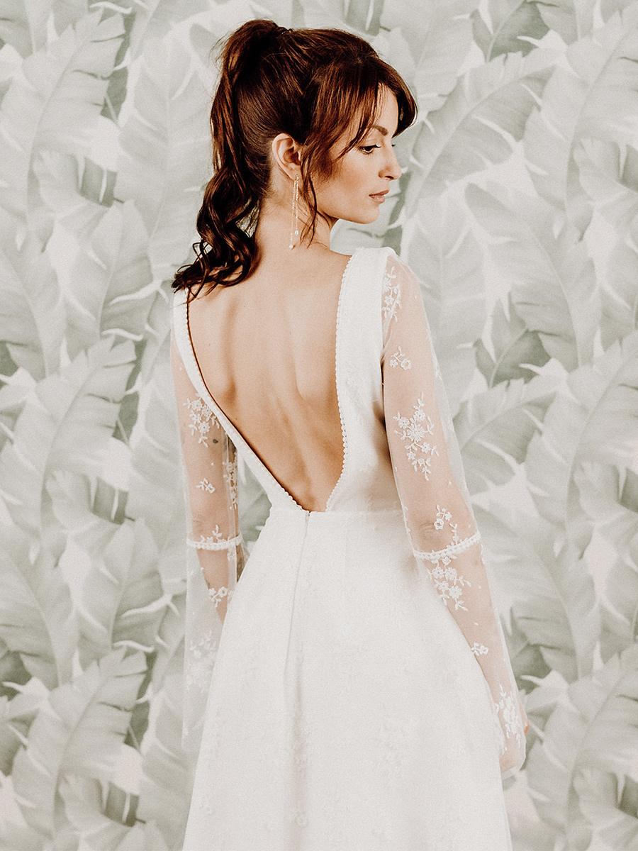 V-Neck Long Sleeves A-Line Natural Waist Lace Bridal Dress