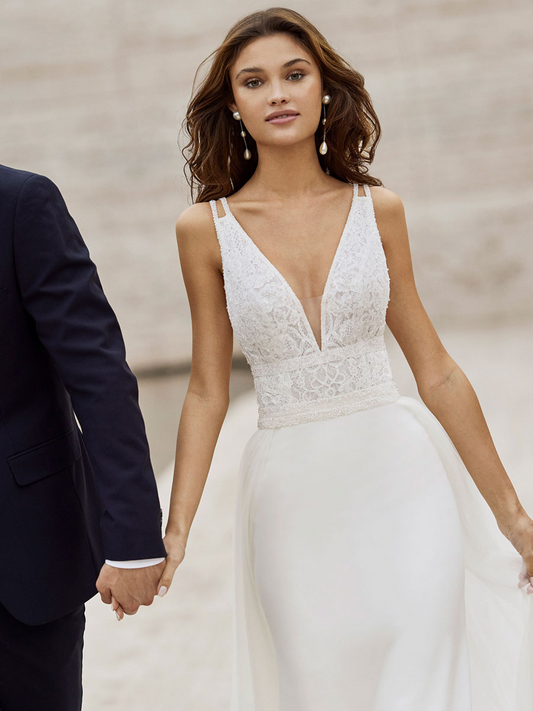 White Deep V Neck Sleeveless Backless Long Wedding Dress