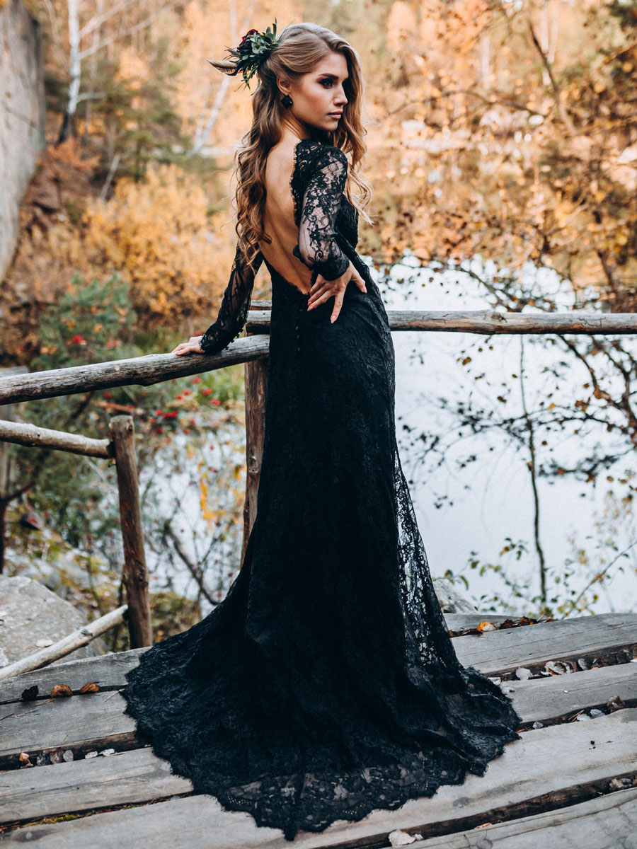 Black Lace Backless Long Sleeves Brush Train Wedding Dress