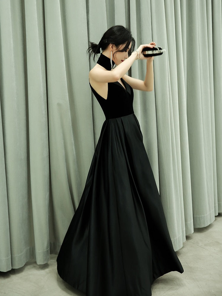 Black Satin V-Neck Spaghetti Straps Velour Floor-Length Bridesmaid Dress