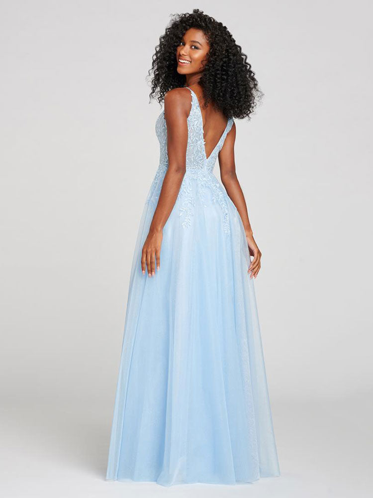 Light Sky Blue Deep V-Neck Sleeveless Applique Bridesmaid Dress