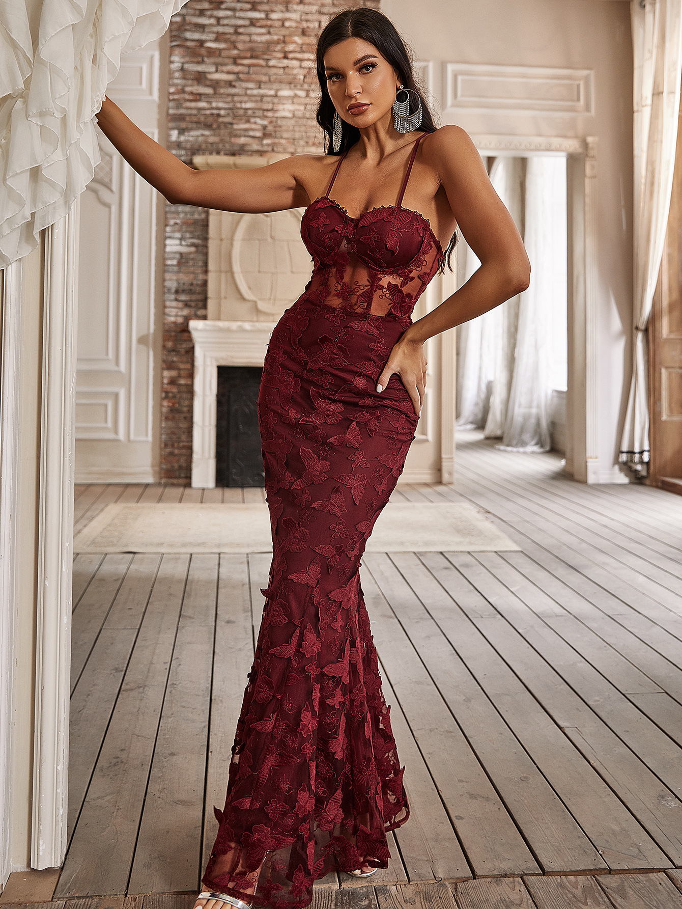 Sleeveless Backless Lace Maxi Bridesmaid Dress