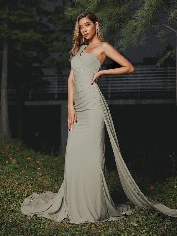 Oblique Shoulder Sleeveless Mermaid Maxi Bridesmaid Dress