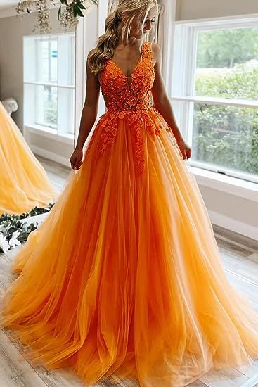 V-neck Applique Sleeveless Floor-Length Ball Gown Prom Dress