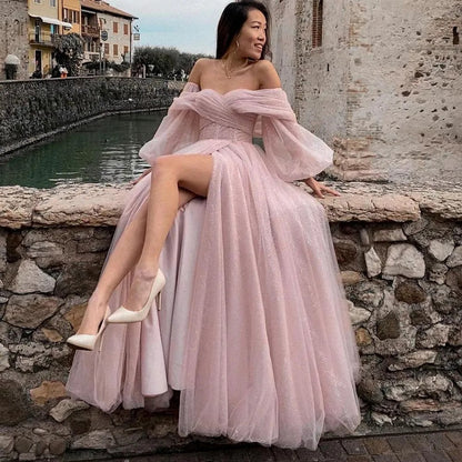 Princess Ruched Off-the-Shoulder Long Sleeves Tulle Brush Train Prom Dress