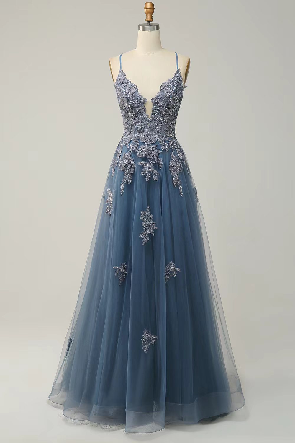 Deep V-neck Tulle Applique Sleeveless Brush Train Prom Dress