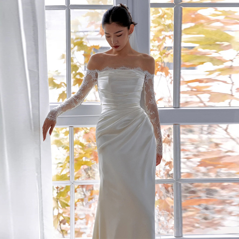 Off shoulder wedding dress long sleeve sale