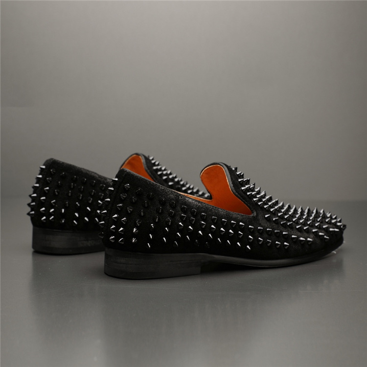 Men's Suede Leather Rivets Artwork Slip-On Party Shoes