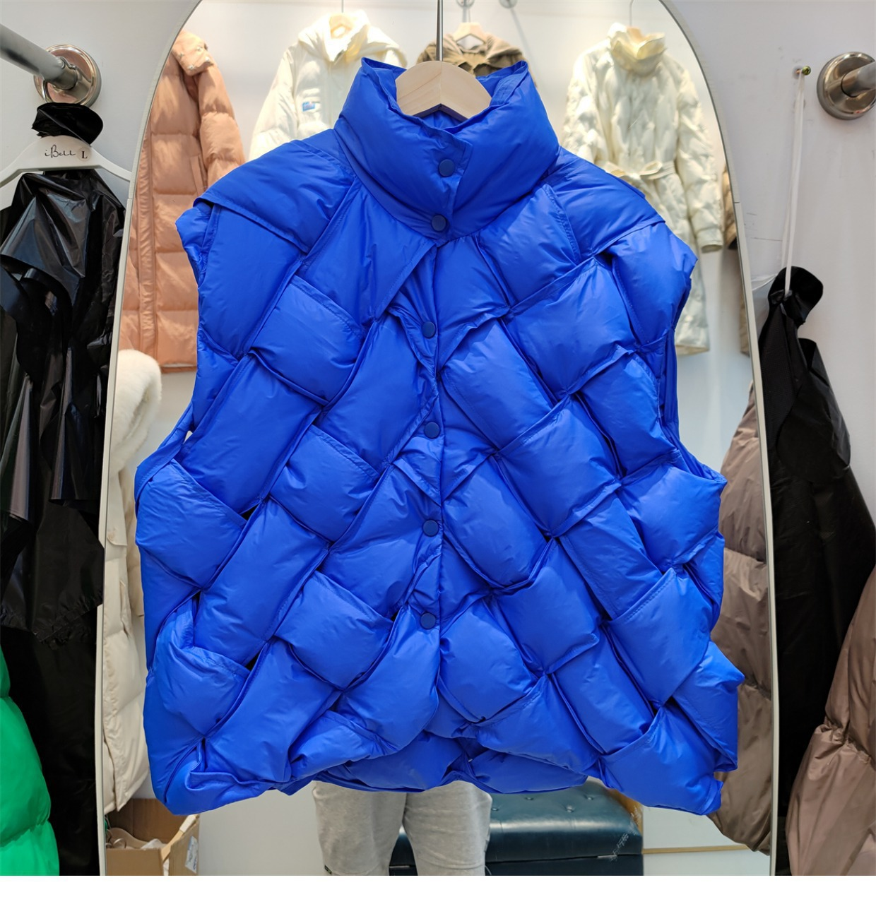 Quilted Puffer Sleevless Jacket