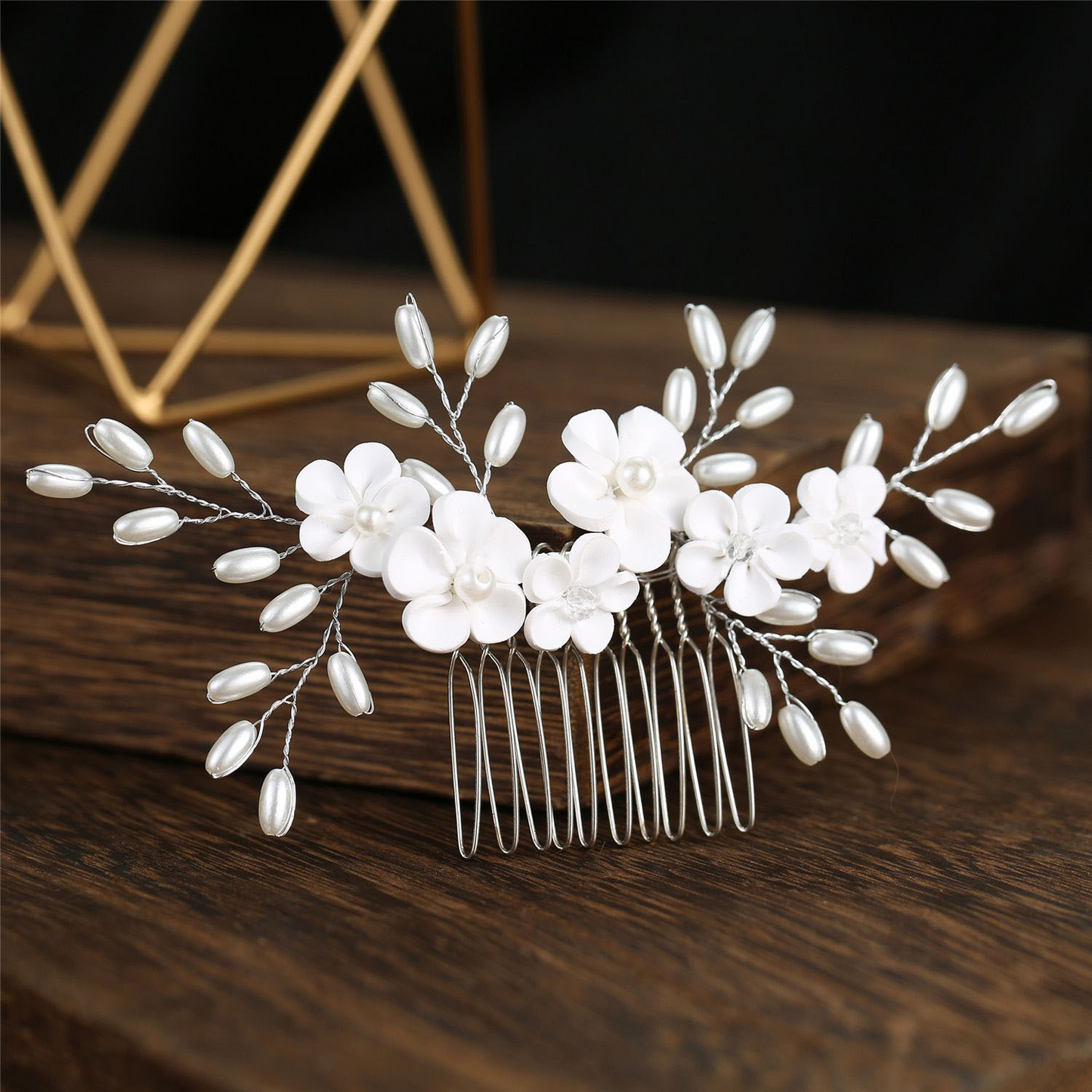 White Soft Pottery Flower and Wheat Pearl Hair Comb