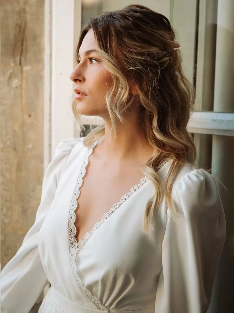 V-Neck Long Sleeves A-Line Wedding Dress