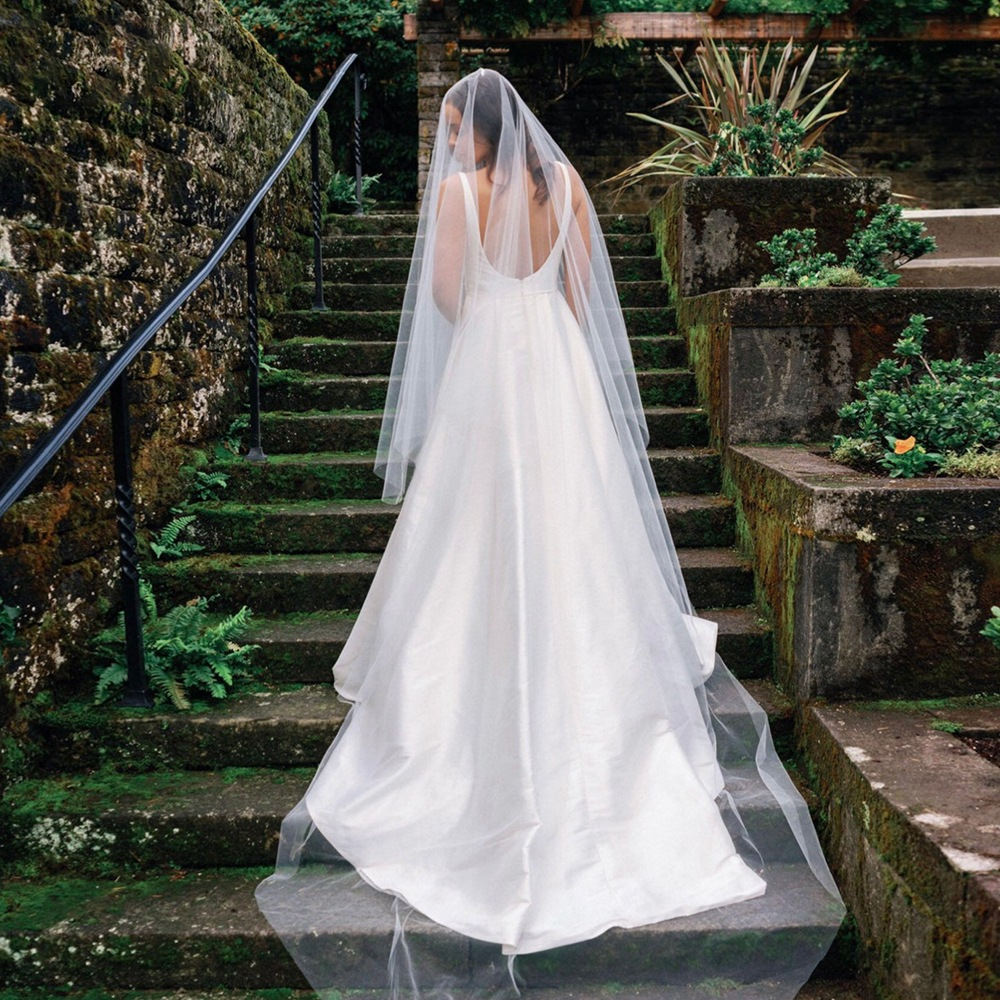 Perfect Bridal Double Tier Cut Edge Veil With Hair Comb